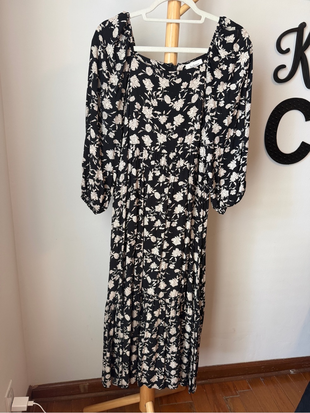 Bohme Bohemian Black Floral Tiered Maxi Dress Size Small Puff Sleeves